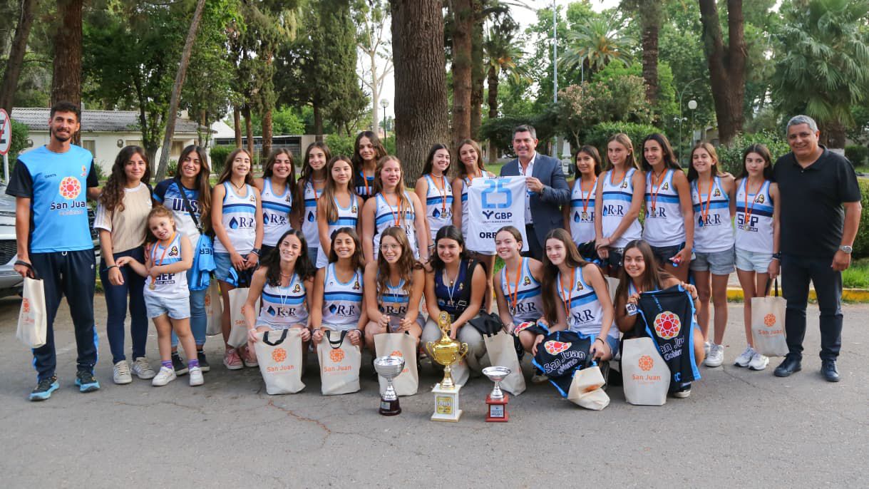 Orrego recibió a los embajadores deportivos sanjuaninos tras sus triunfos nacionales y mundiales