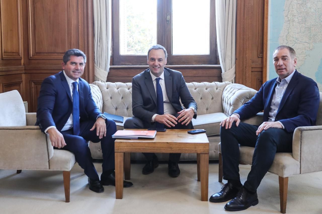 Orrego se reunió con Santilli: «El mejor aliado que puede tener un presidente son los gobernadores»