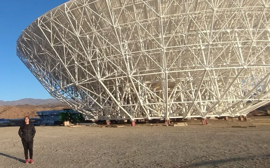 La carta abierta de una astrónoma veinticinqueña a Milei, tras dar de baja el Radiotelescopio CART