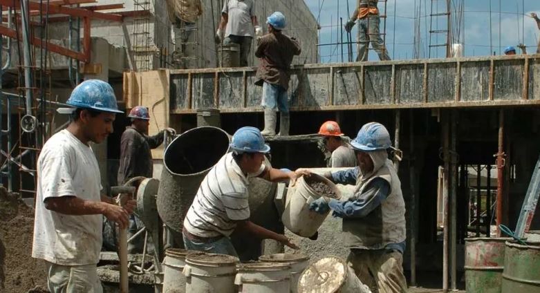 ¿Más de ocho horas? Qué opinan los sanjuaninos sobre la reforma laboral de Milei