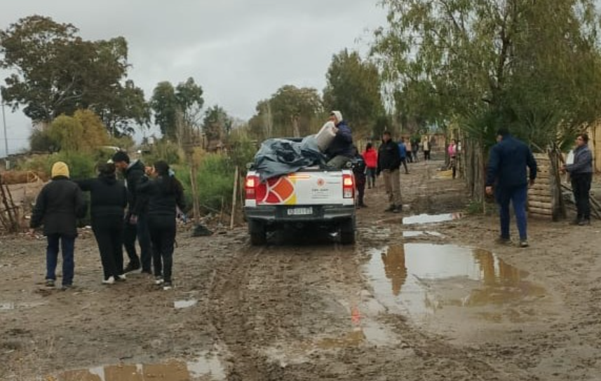 El gobierno provincial asistió a familias de Bermejo