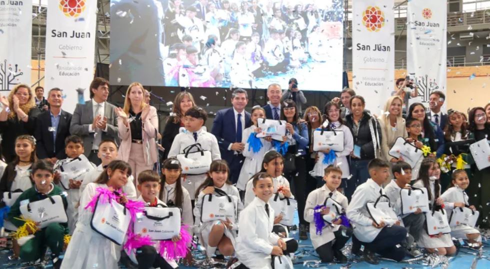 El Gobierno sanjuanino ampliará la entrega de netbooks en 2026