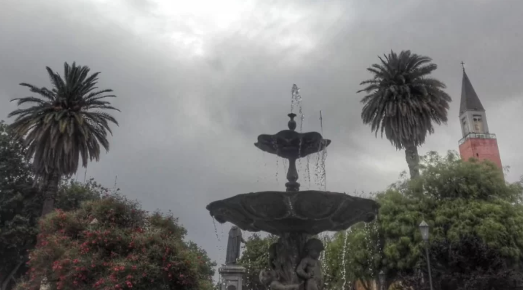 Se espera un día nublado con posibilidad de tormentas aisladas