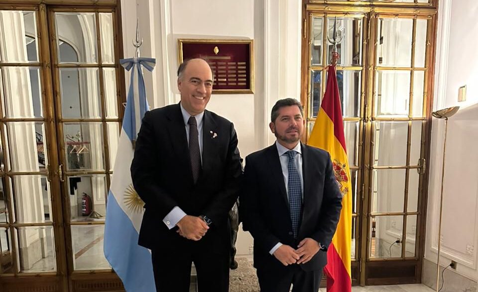 Orrego y el embajador Bunge trazaron líneas de trabajo para potenciar inversiones en San Juan