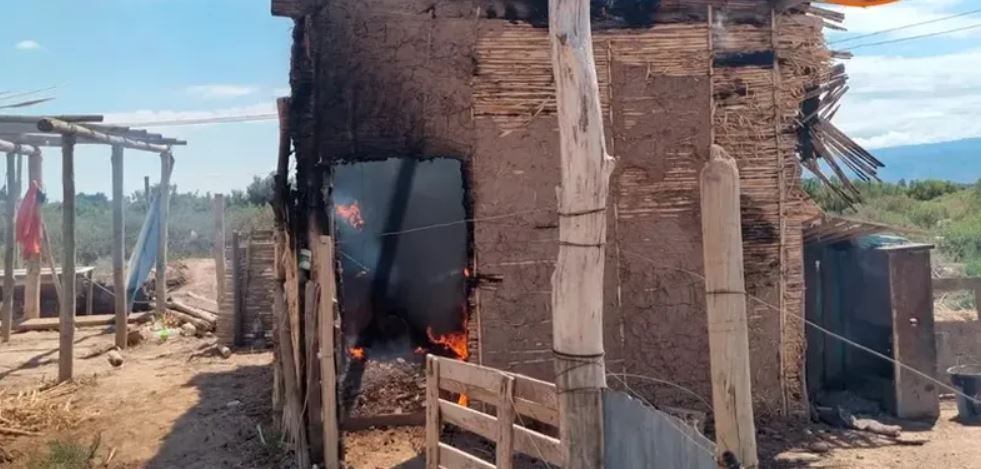 Incendiaron una vivienda en 9 de Julio: cinco detenidos tras un brutal ataque a dos hermanos