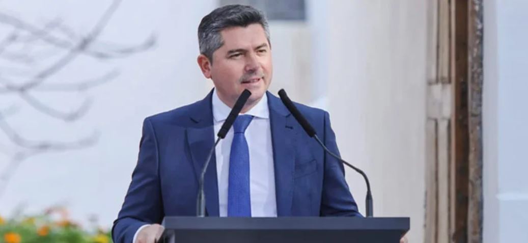 Orrego forma parte de la comitiva argentina que está en España para potenciar la provincia como destino turístico