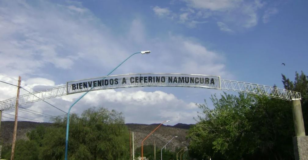 Un niño de 7 años pelea por su vida tras caer desde el cerro Pie de Palo