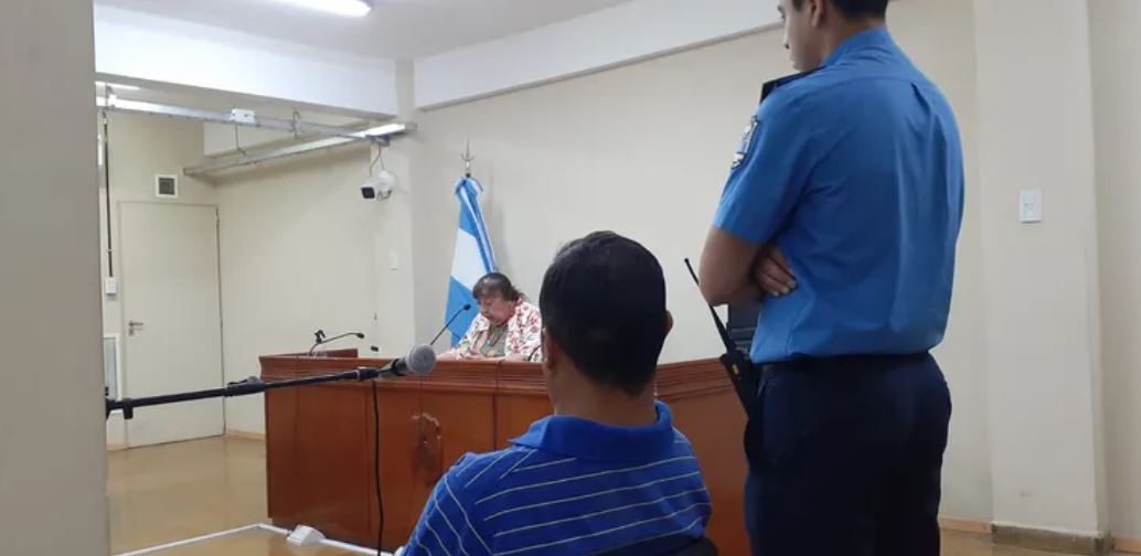 Rechazaron la prisión domiciliaria para un caucetero detenido por violar y corromper a su sobrina