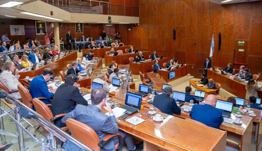 Aval legislativo para delegar obras nacionales en Vialidad Provincial
