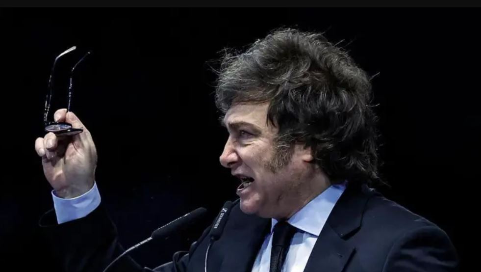 Milei y la reforma laboral que complejizaría la situación del trabajador