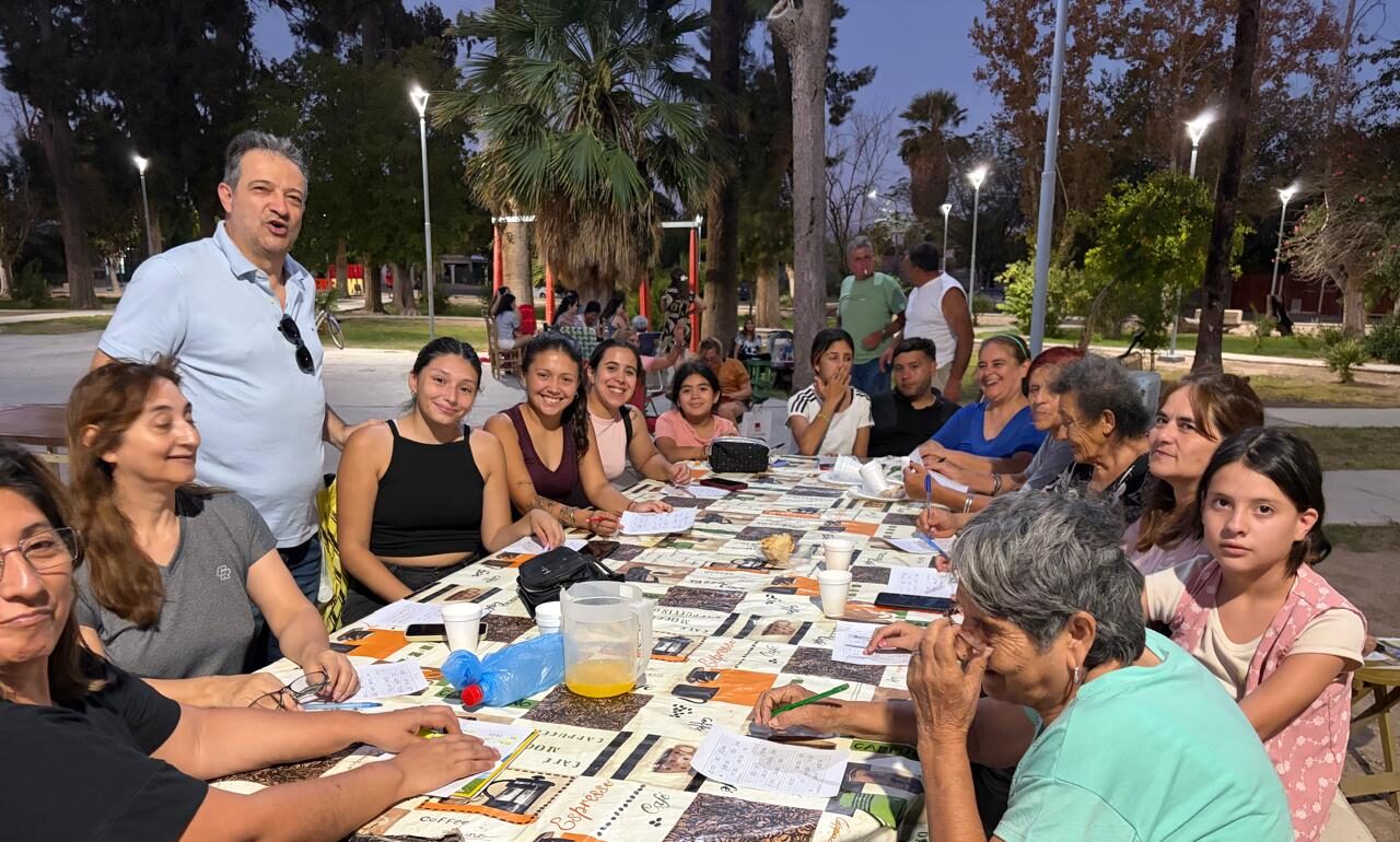 Bernal y un importante evento por el mes de la mujer en Villa Independencia