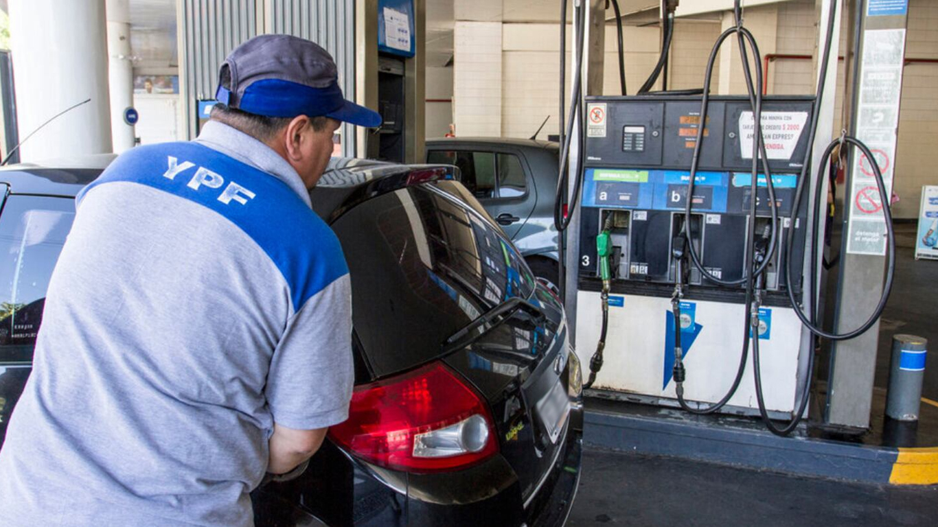 Nuevo aumento de combustibles en YPF