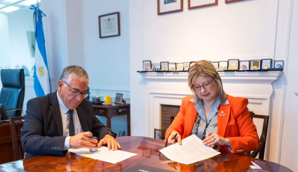 San Juan y Nación firmaron acuerdos en seguridad para combatir delitos complejos