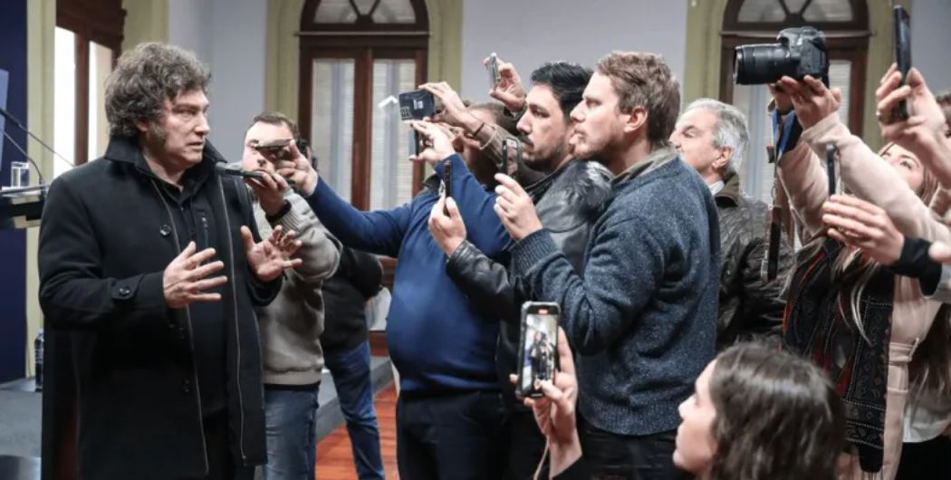 Milei impidió el ingreso a los periodistas a Casa Rosada