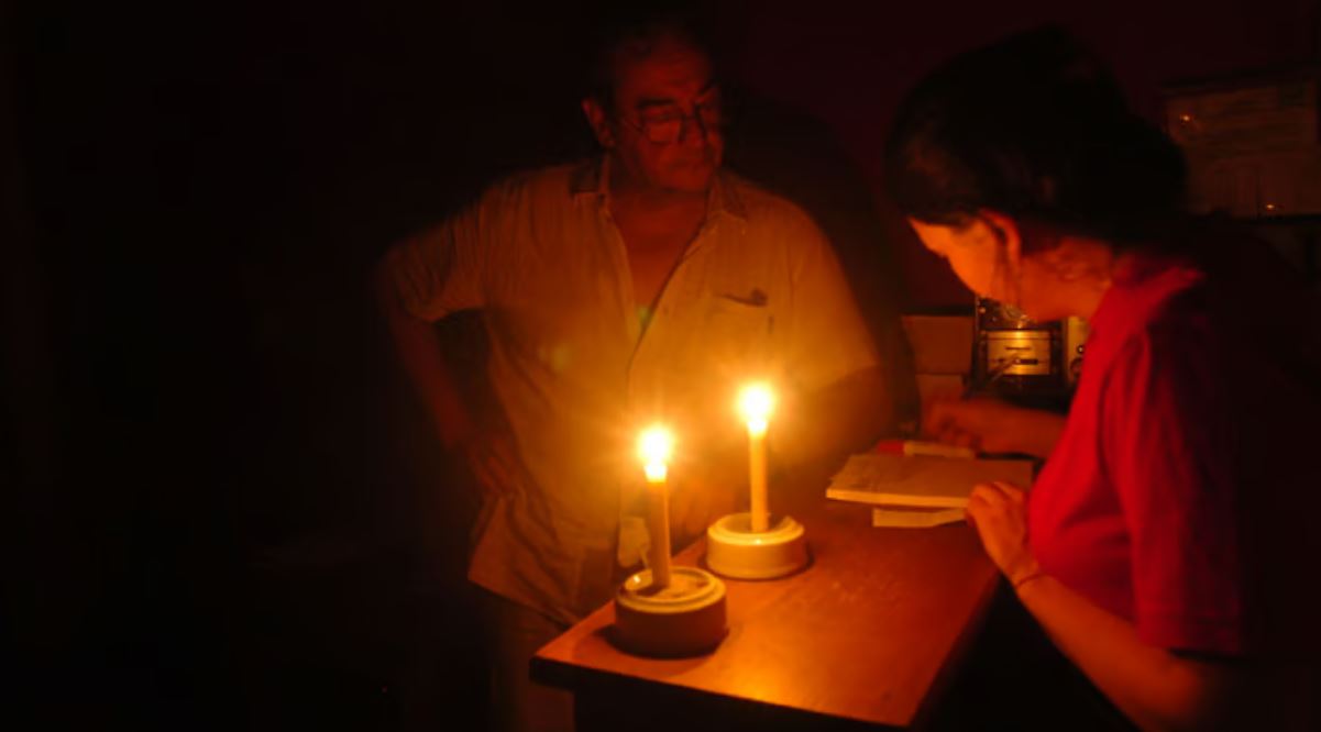 Se espera la llegada de viento intenso y bajas en la tensión eléctrica en gran parte de la provincia