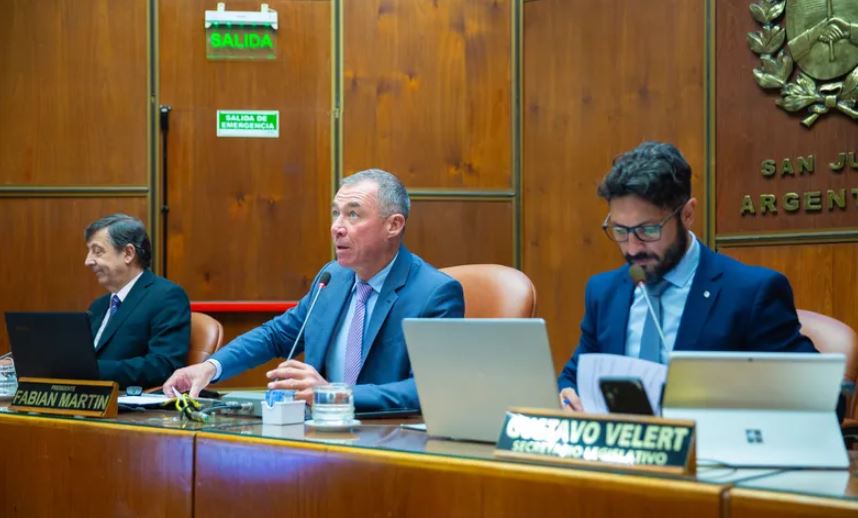 La ley que busca garantizar el trabajo sanjuanino en las mineras, cerca de Diputados