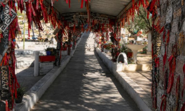 Tras los hechos de vandalismo, analizan instalar cámaras en la Difunta Correa