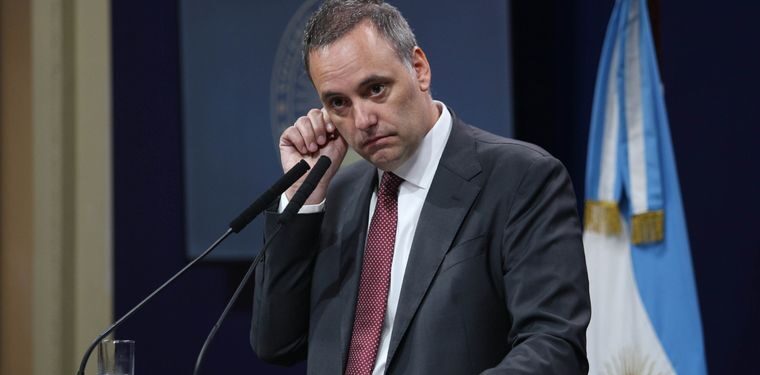 Adorni quedó bajo una nueva denuncia por presuntas omisiones en sus declaraciones juradas