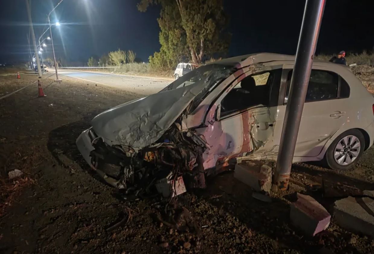 San Martín: un hombre murió tras un violento choque frontal entre dos autos