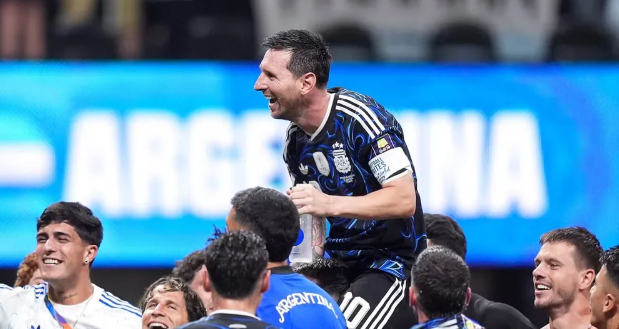 La selección Argentina venció a Inglaterra y jugará la final del mundial