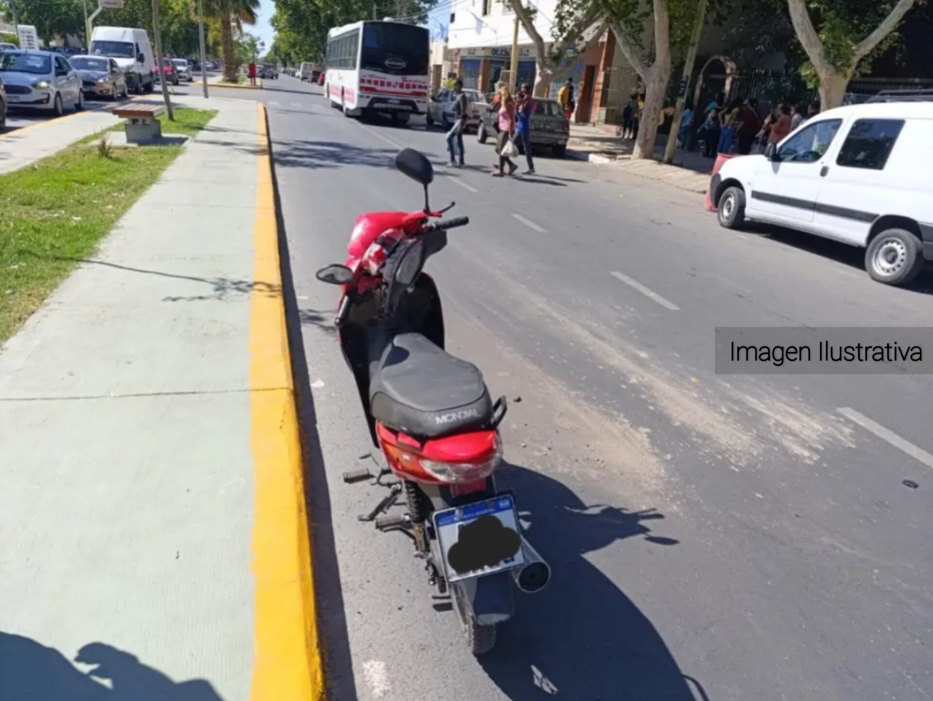 Caucete: fuerte choque deja una mujer con heridas y trasladada al hospital