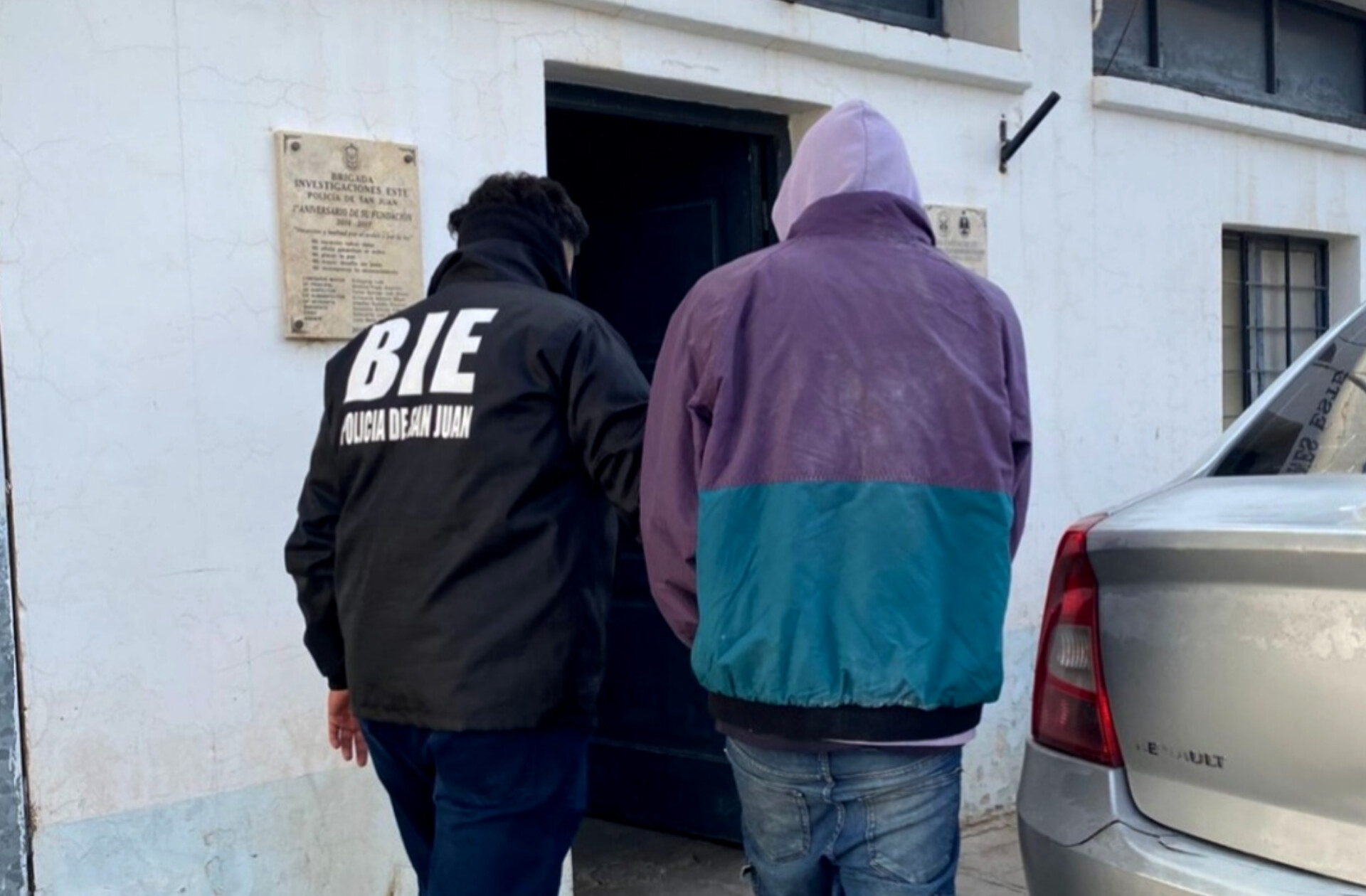 Caucete: detienen a un hombre que tenía dos pedidos de captura por hurto y lesiones