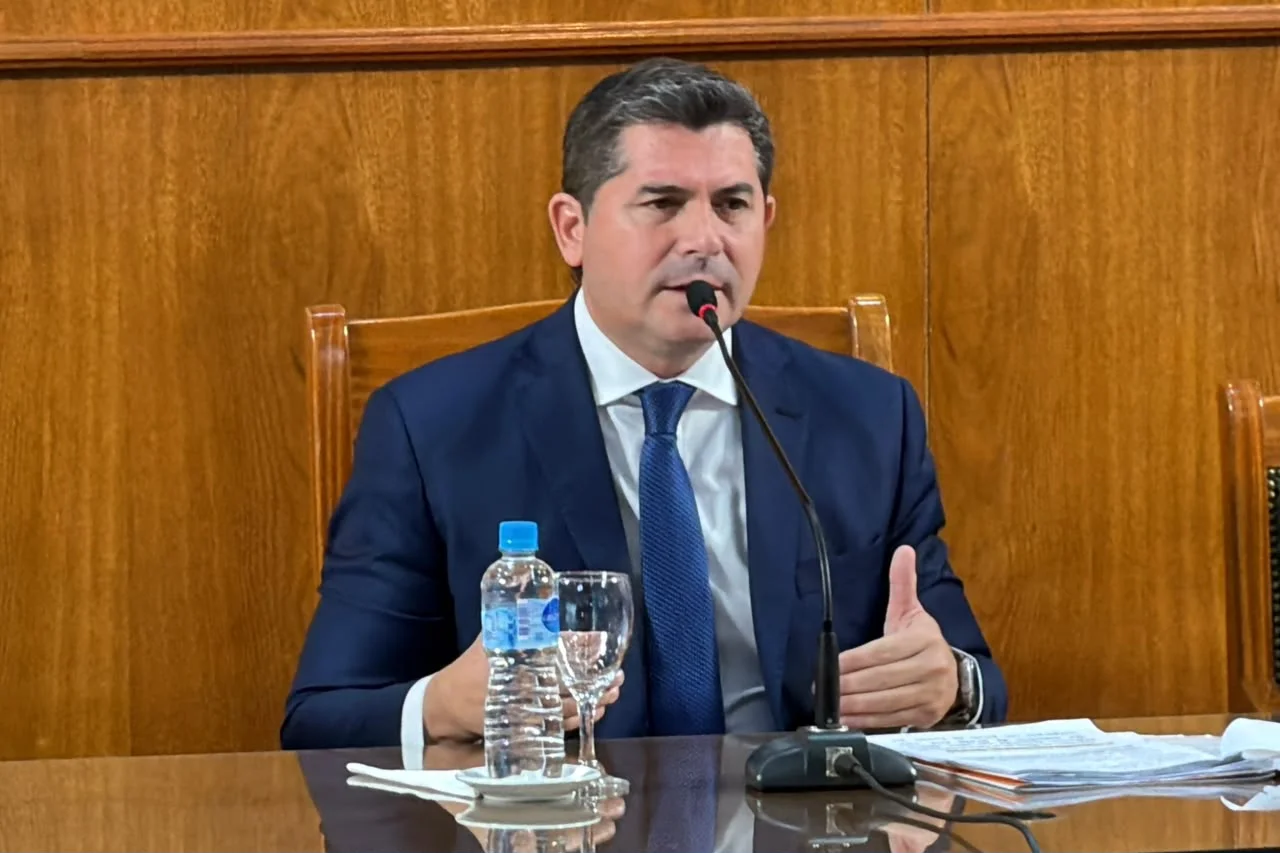 Orrego presentó los detalles del histórico bono para impulsar la obra pública en San Juan