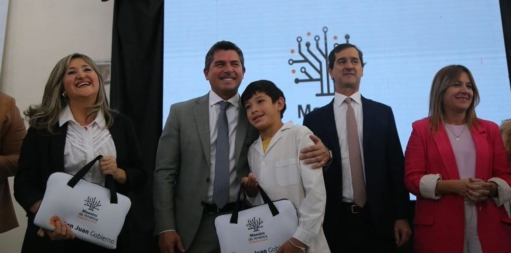 Se realizará una nueva entrega de notebook, un gran paso para la educación en San Juan