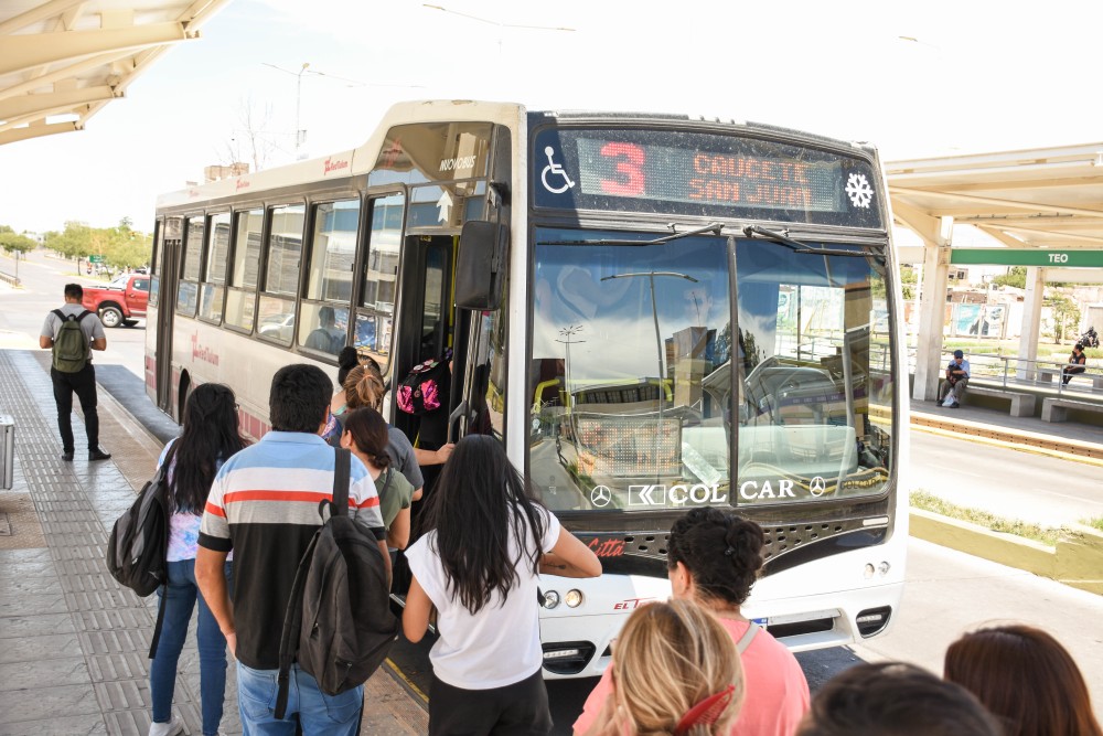 La UTA suspendió el paro de colectivo programado para mañana