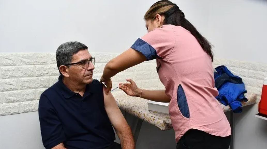 Salud pide completar la segunda dosis contra el dengue