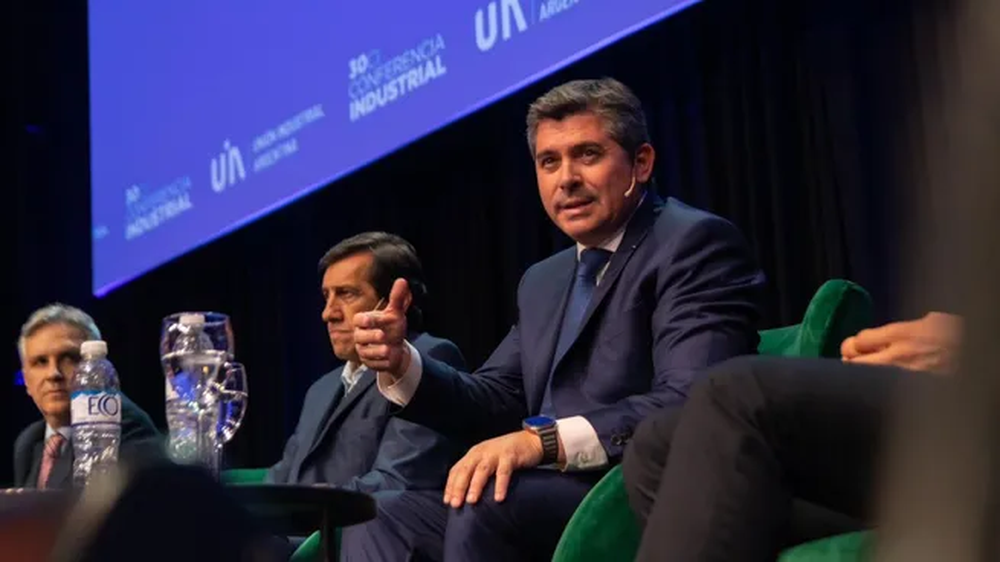 Orrego anunció la licitación e inicio de obras en la Ruta 40