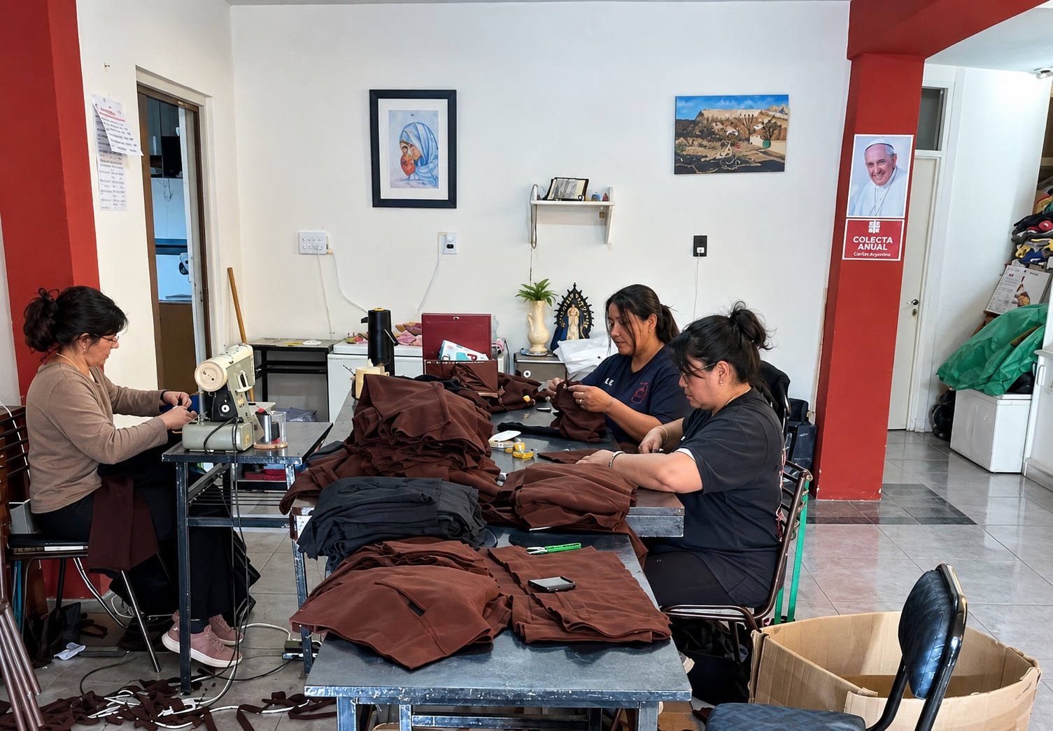 Caucete: Cáritas se prepara para el fenómeno climático del Niño haciendo frazadas